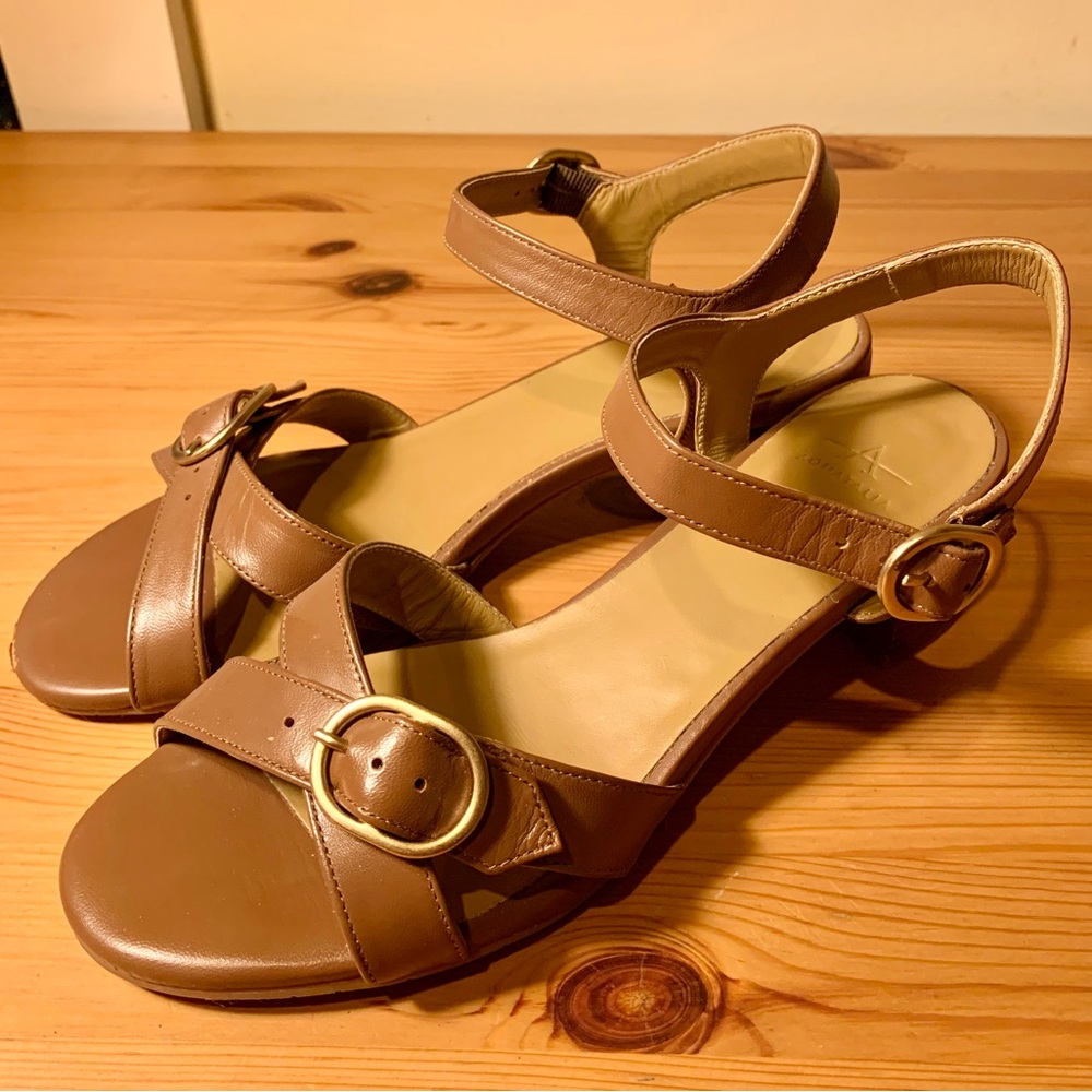 Aquatalia Brown Leather Low Heel Sandals